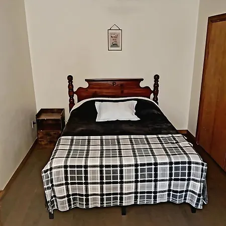 3 Bed House In Niagara Falls